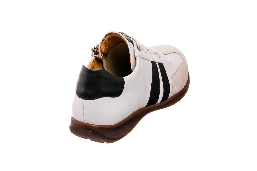 Har Horne - Crispins Shoes
