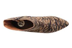 DAN WILDE ZEBRA