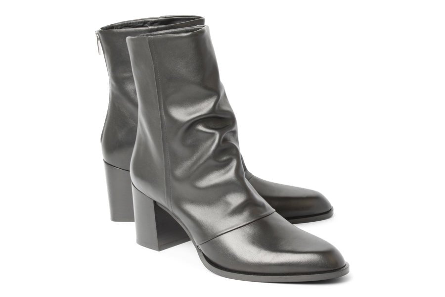 EVA CINNAMON BLACK - Crispins Shoes